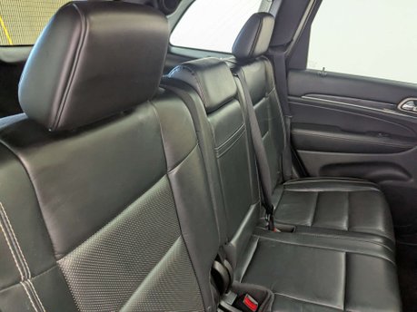 Jeep Grand Cherokee 3.0 Grand Cherokee Overland CRD Auto 4WD 5dr 49