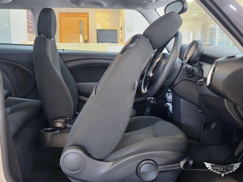 Mini Hatch 1.6 Cooper Steptronic Euro 4 3dr 54