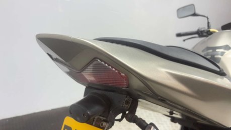 Kawasaki Z1000 2006 28K NAKED 1000CC NEW MOT RECENTLY SERVICED CLEAN BIKE 43