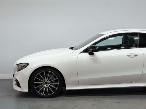 Mercedes-Benz E Class 2.0 E300 GPF AMG Line Coupe 2dr Petrol G-Tronic+ Euro 6 (s/s) (245 ps) 17