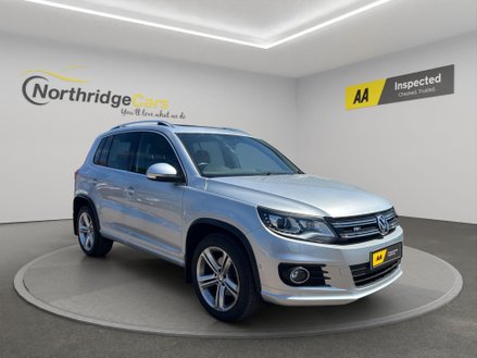 Volkswagen Tiguan 2.0 TDI BlueMotion Tech R-Line DSG 4WD Euro 5 (s/s) 5dr (Nav)