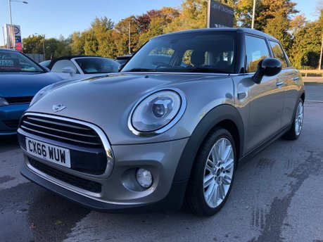 Mini Hatch COOPER 1.5 Chili Media XL 5 dr Manual 63000mls FSH 2 Owners £35 tax 16