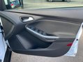 Ford Focus 1.6 Titanium Euro 5 5dr 23