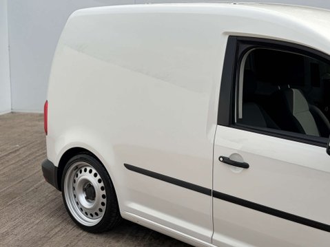 Volkswagen Caddy 2.0 Caddy C20 Startline TDI 8