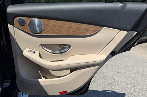 Mercedes-Benz GLC GLC 250 4MATIC SPORT PREMIUM PLUS - RARE BUILD - PAN ROOF - 360 CAMERA 32