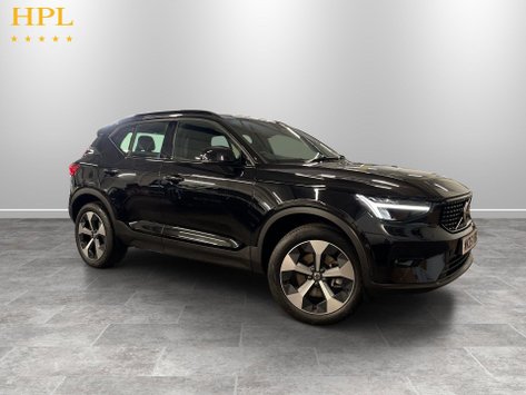 Volvo XC40 2.0 B4 MHEV Plus Dark SUV 5dr Petrol Hybrid DCT Auto Euro 6 (s/s) (197 ps)