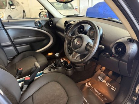 Mini Countryman 1.6 Cooper D Business Edition SUV 5dr Diesel Manual Euro 5 (s/s) (112 ps) 24
