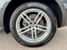 Porsche Macan 3.0 Macan S Semi-Auto 4WD 5dr 13
