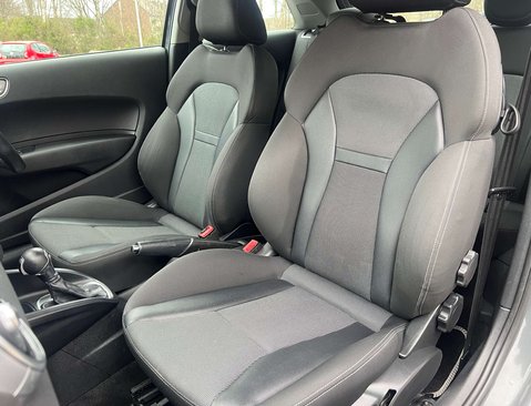 Audi A1 1.0 A1 Sport TFSI Semi-Auto 3dr 32