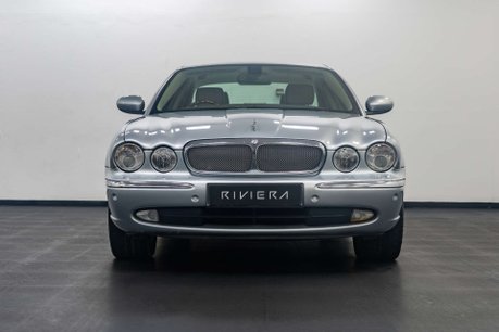 Jaguar XJ 3.0 XJ6 V6 Sovereign Auto 4dr 3