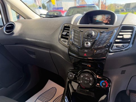 Ford Fiesta 1.25 Zetec Euro 5 3dr 16