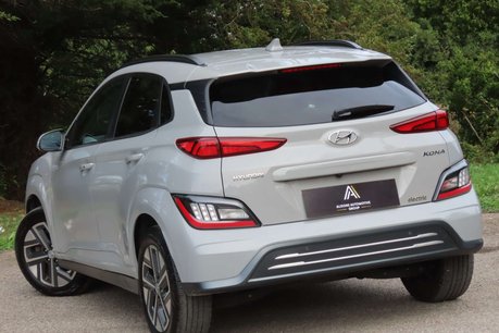 Hyundai KONA 39kWh Premium SUV 5dr Electric Auto (10.5kW Charger) (136 ps) 6