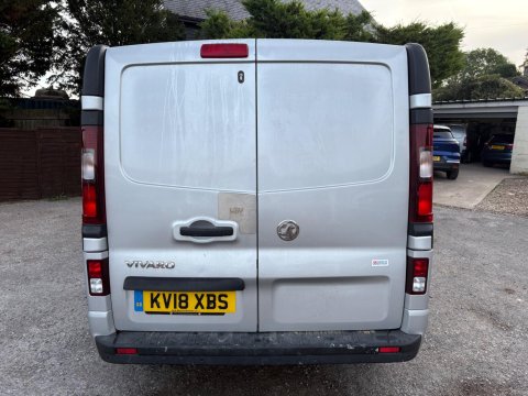 Vauxhall Vivaro L2H1 2900 SPORTIVE CDTI 8