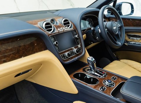 Bentley Bentayga W12 21