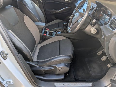 Vauxhall Grandland X 1.5 Turbo D SRi Nav Euro 6 (s/s) 5dr 9