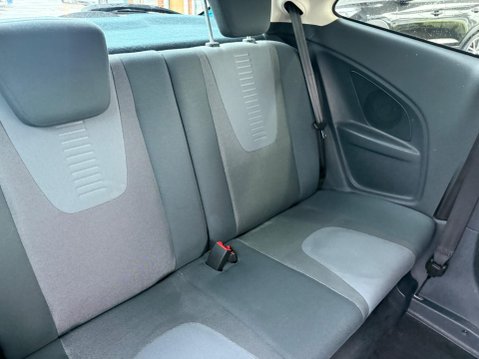 Ford Ka 1.2 Zetec Euro 4 3dr 15