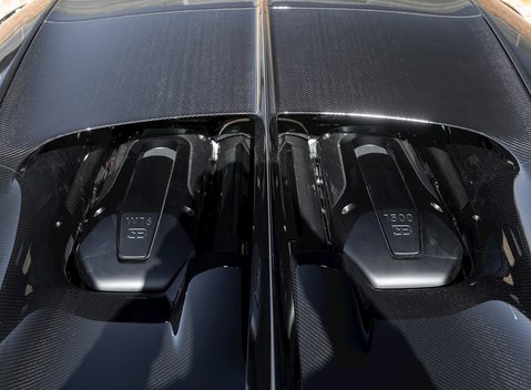 Bugatti Chiron Sport 'Noire Edition' 33