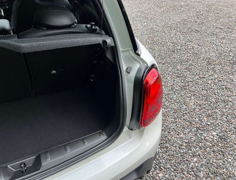 Mini Hatch 2.0 John Cooper Works Auto 3dr 44