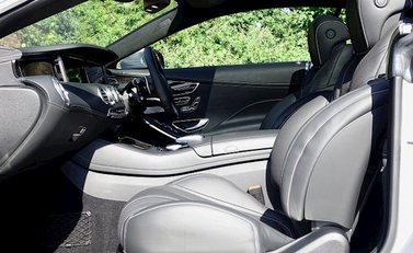 Mercedes-Benz S Class S63 Coupe 11