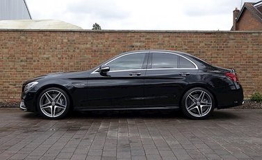 Mercedes-Benz C Class C63 Saloon 2