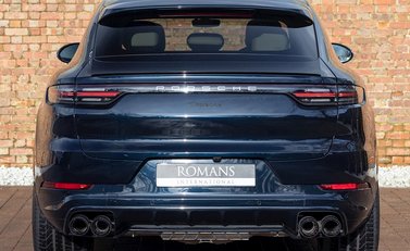 Porsche Cayenne E-Hybrid Coupé 5