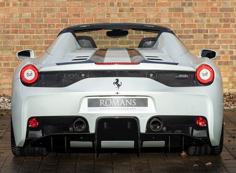 Ferrari 458 Speciale Aperta 5