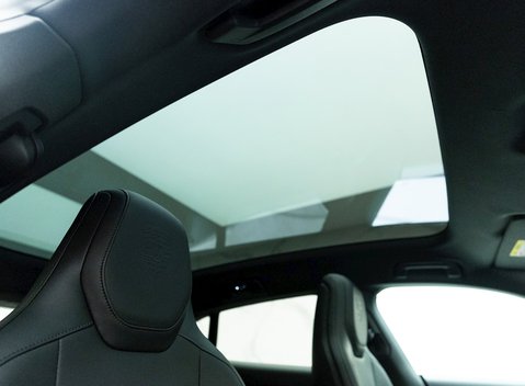 Porsche Taycan 4S Sport Turismo 11