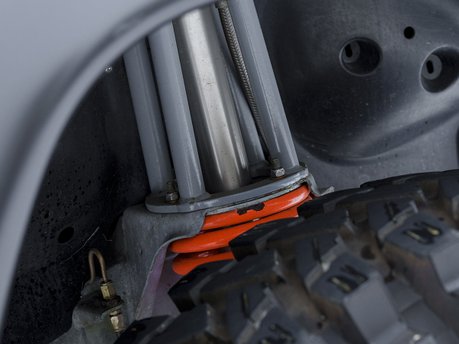 Land Rover Defender 90 Custom Build 106