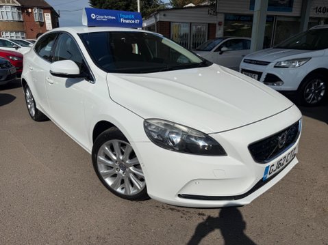 Volvo V40 1.6 T3 SE Euro 5 (s/s) 5dr 8