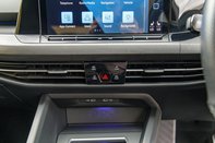 Volkswagen Golf GTI TSI DSG 42