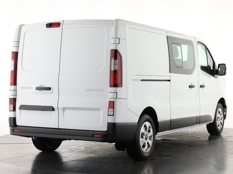 Renault Trafic LL30 Blue dCi 130 Advance MY24 Crew Van 3
