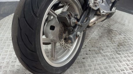 Kawasaki Er ER6 2007 ONLY 12K PROJECT BIKE SPARES OR REPAIR 650CC A2 18
