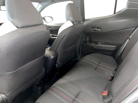 Toyota C-HR 2.0 VVT-h GR SPORT SUV 5dr Petrol Hybrid CVT Euro 6 (s/s) (184 ps) 20