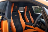 Lamborghini Urus V8 23