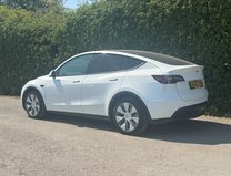 Tesla Model Y (Dual Motor) Long Range SUV 5dr Electric Auto 4WDE (384 bhp) 7