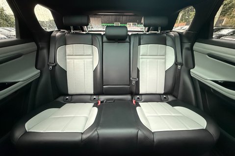 Land Rover Range Rover Evoque R-DYNAMIC HSE MHEV -ADAPTIVE CRUISE -PAN ROOF -HEATED S/WHEEL - FULL S/HIST 18