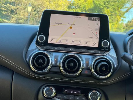 Nissan Juke DIG-T N-CONNECTA DCT 18