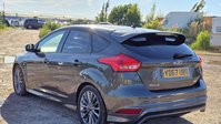 Ford Focus 1.0T EcoBoost ST-Line Hatchback 5dr Petrol Auto Euro 6 (s/s) (125 ps) 28