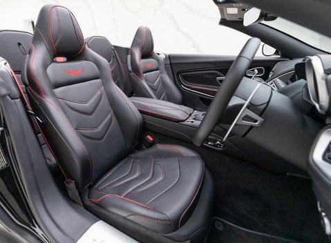 Aston Martin DBS Superleggera Volante 12
