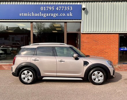 Mini Countryman 1.5 Countryman Cooper Classic Auto 5dr 10