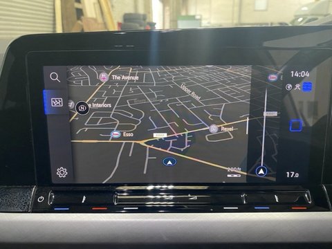 Volkswagen Golf LIFE ETSI DSG 13