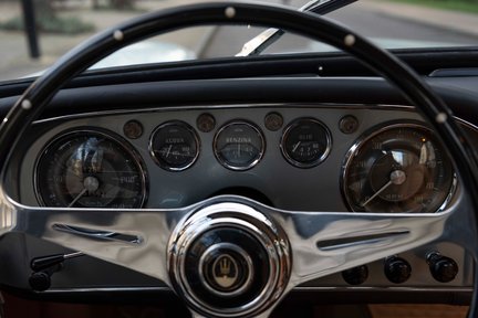 Maserati 3500GT Gran Turismo Series II 24