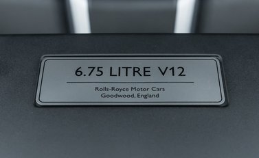 Rolls-Royce Cullinan Black Badge 47