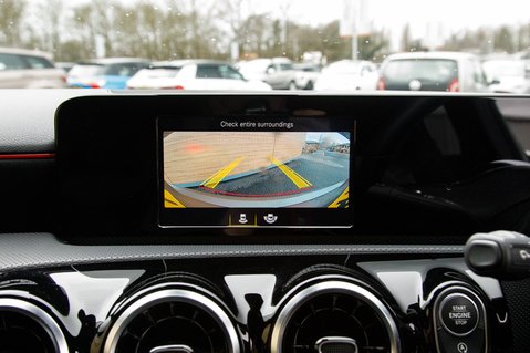 Mercedes-Benz A Class A 180 AMG LINE 31