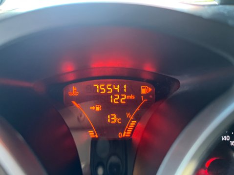 Nissan Juke 1.6 SHIRO 23