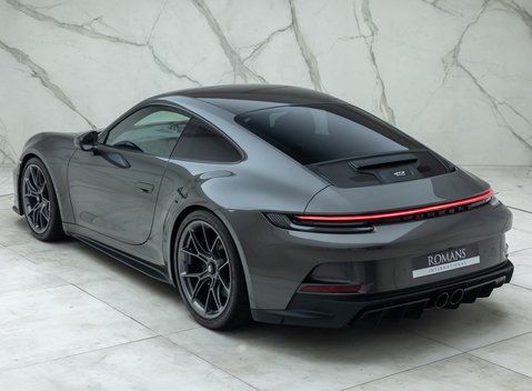 Porsche 911 GT3 TOURING (992) 12
