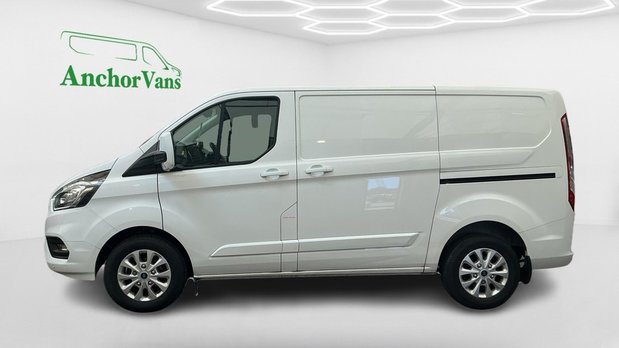 Ford Transit Custom SWB L1H1 Low Roof Limited 300 Air Con Cam EURO 6 NO VAT 7