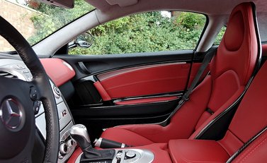 Mercedes-Benz SLR McLaren 31