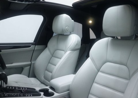 Porsche Macan 3.0 Macan S Semi-Auto 4WD 5dr 58