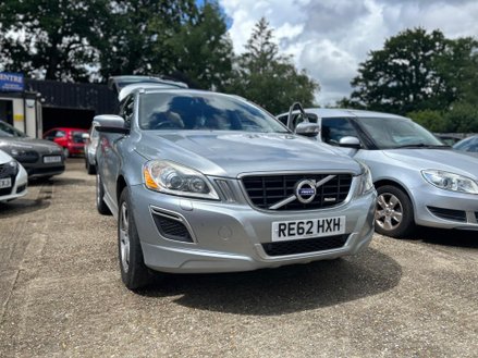 Volvo XC60 D4 R-DESIGN AWD